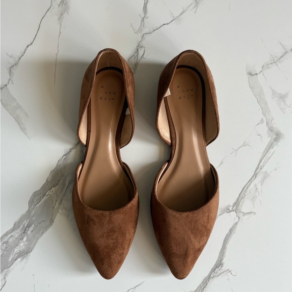 A New Day Tan Suede Flats - Picture 3 of 6